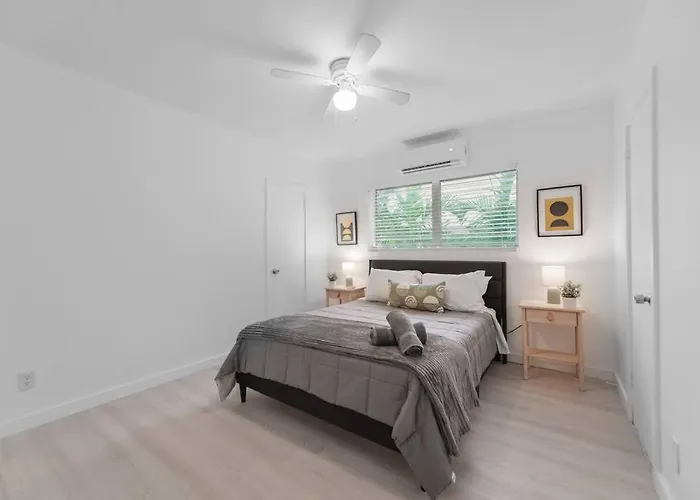 Beautiful Apt 2/2 Near The Beach